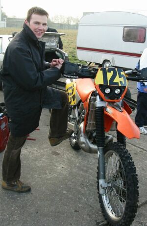 truegrit14.jpg (29997 bytes)