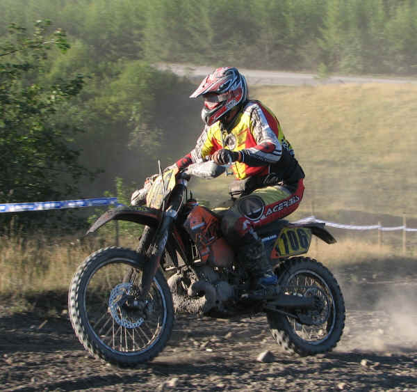 D2D07 074.jpg (302787 bytes)