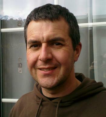 sam.jpg (16382 bytes)